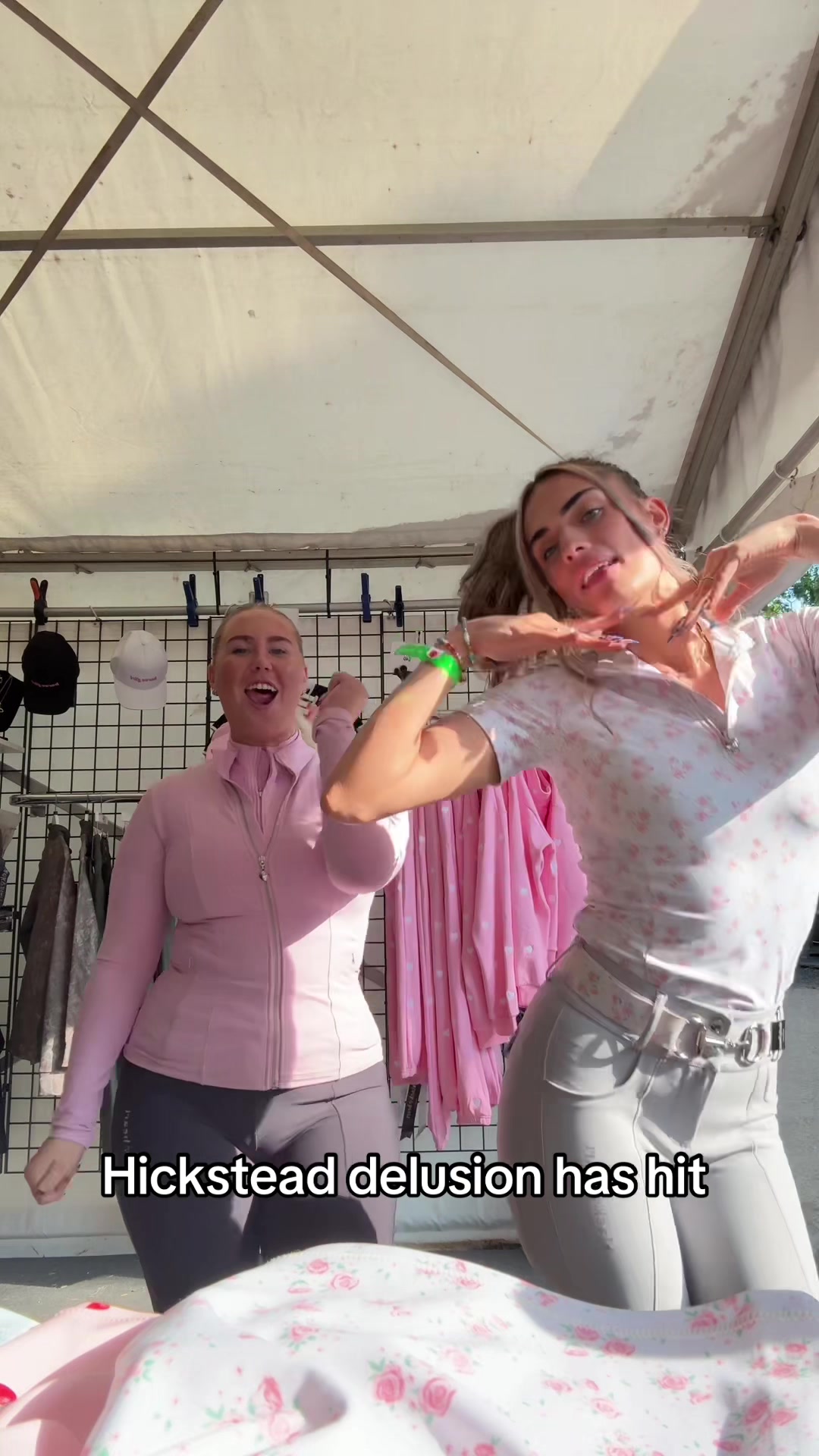 @mariawatkinz