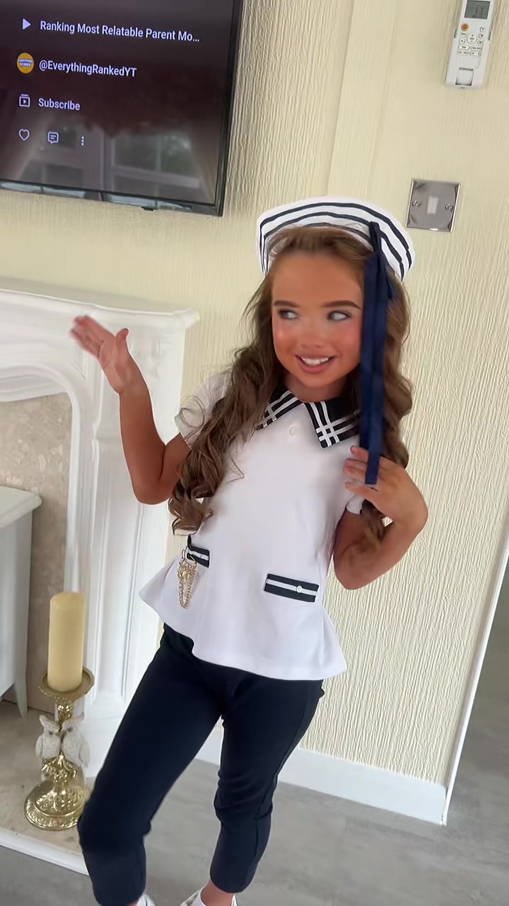 @Theresaxdelaney