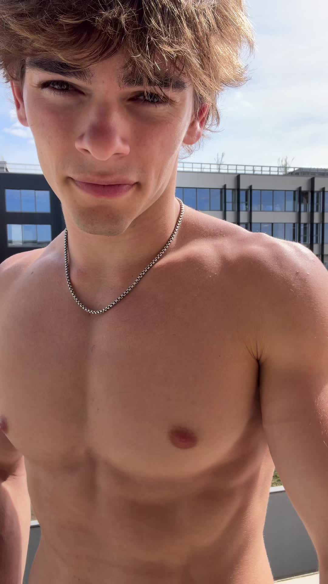 @Luca 🦮