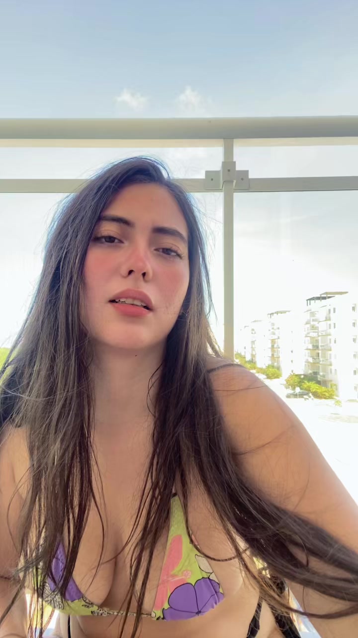 @Abril