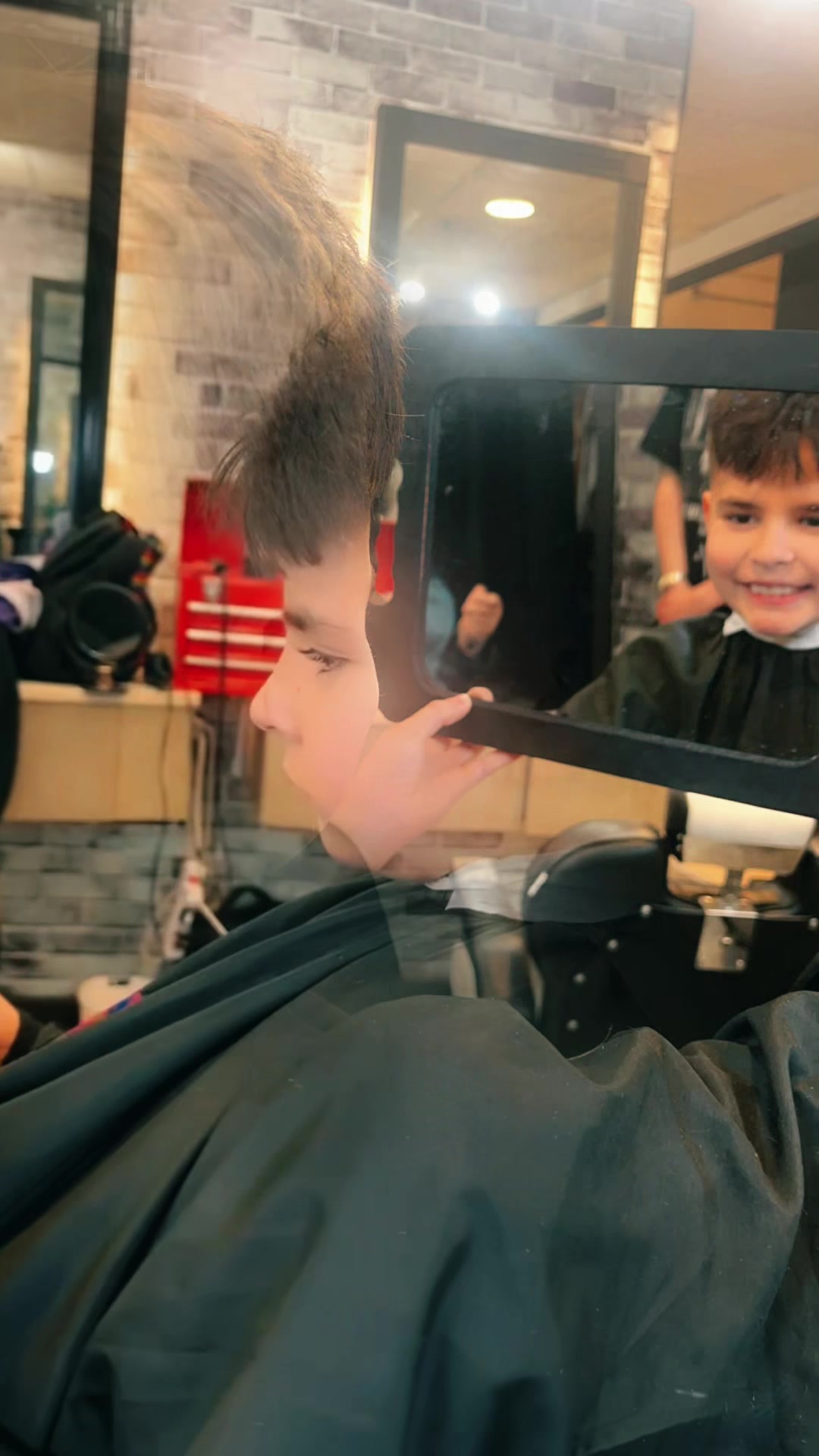@Barber Becs