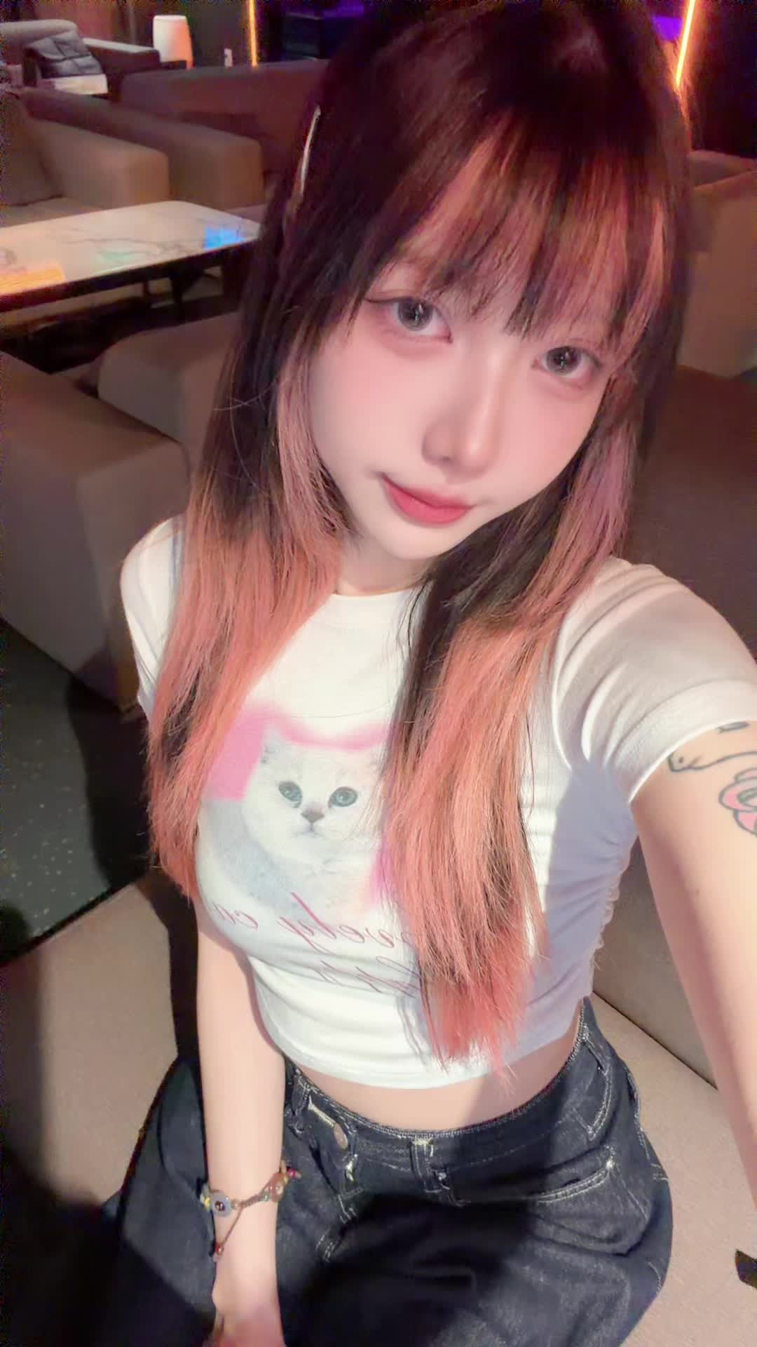 @Mi