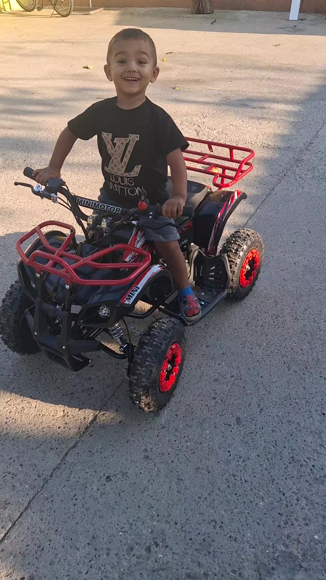 @DANIJEL