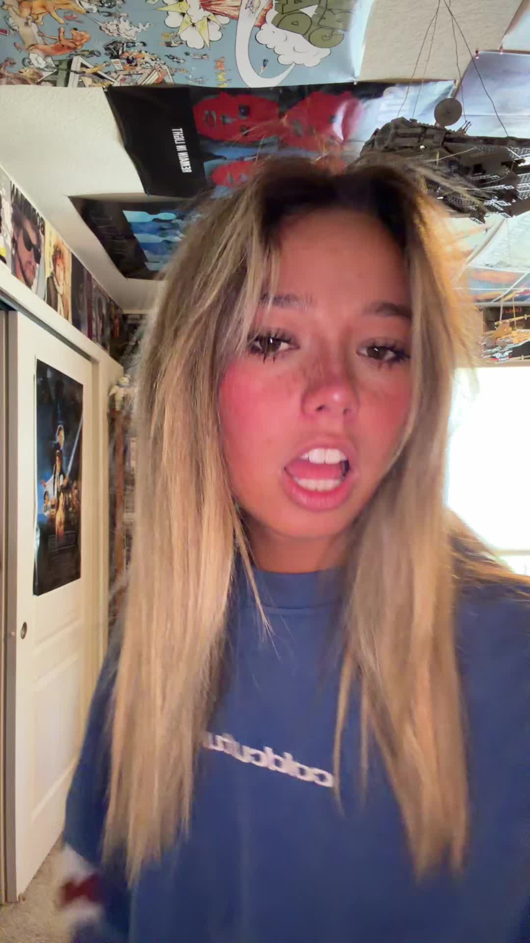 @Lily