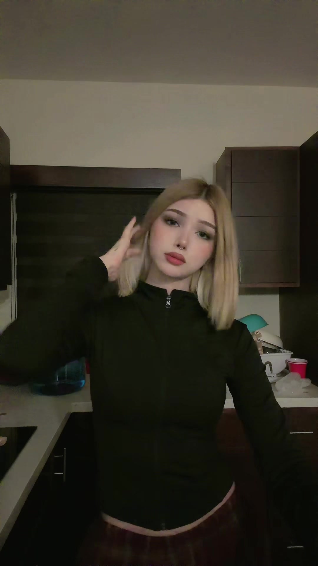 @𝓑𝓮𝓵𝓬𝔂 𝓖𝓻𝓮𝔂🍒👁️⃤