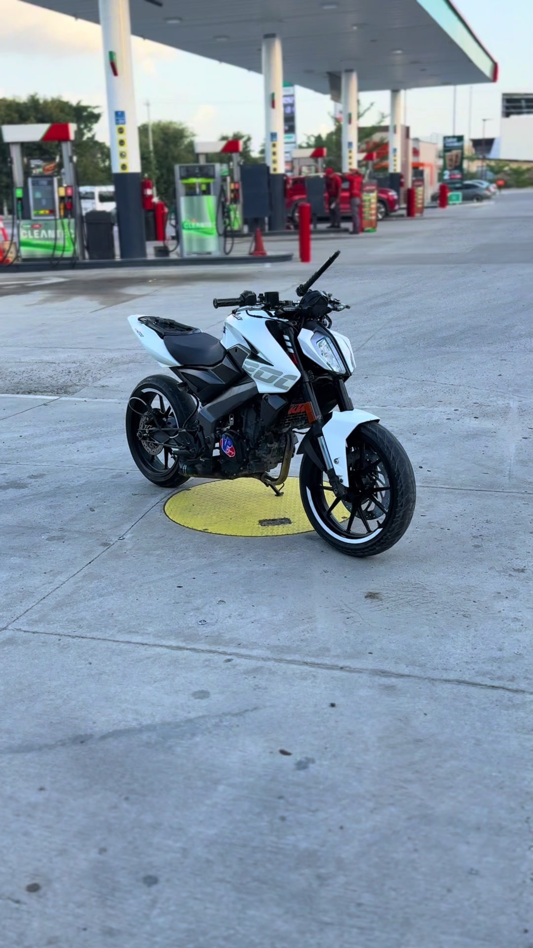 @Super Jav&iuml; 099