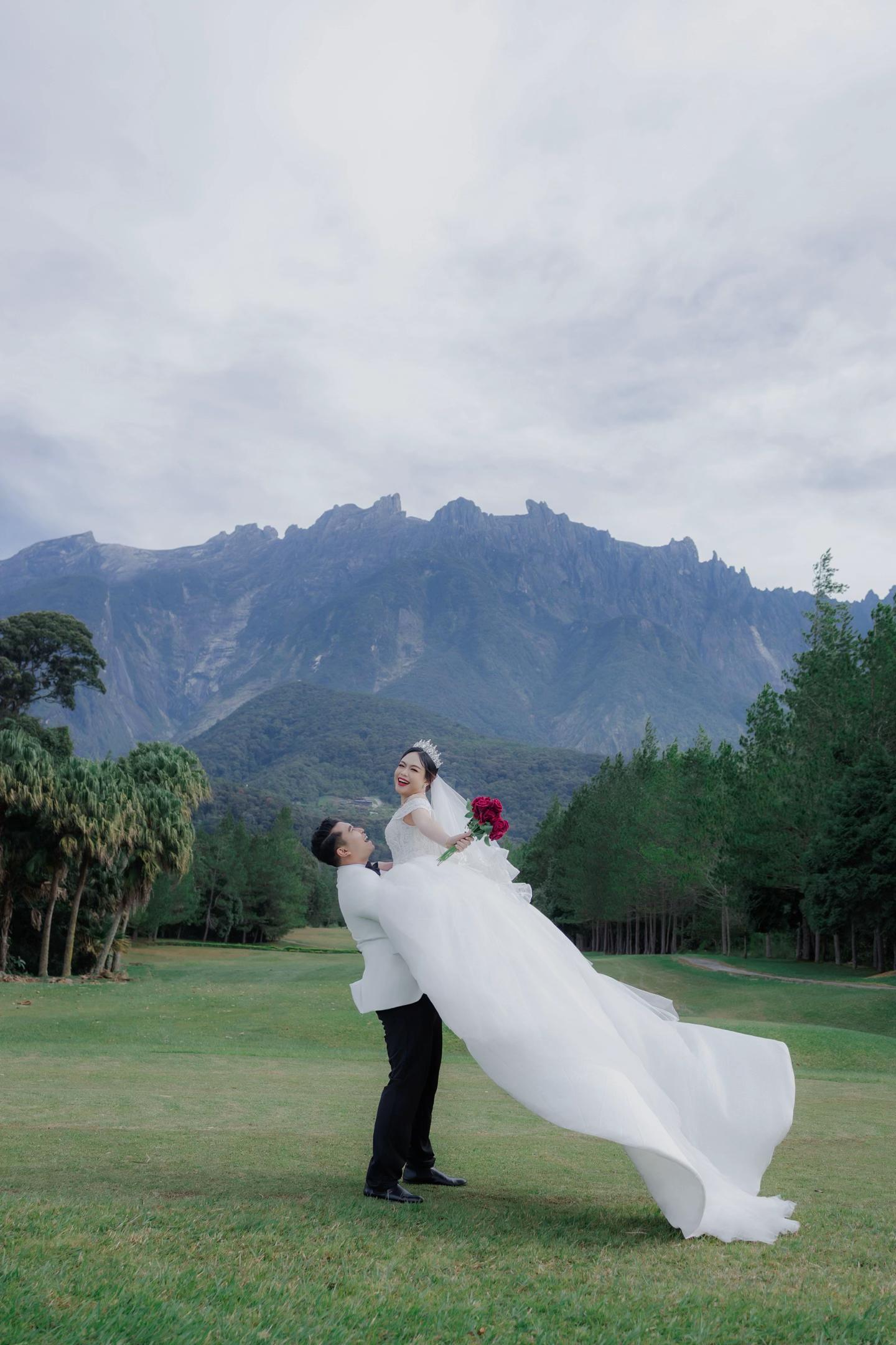 @YID BRIDAL