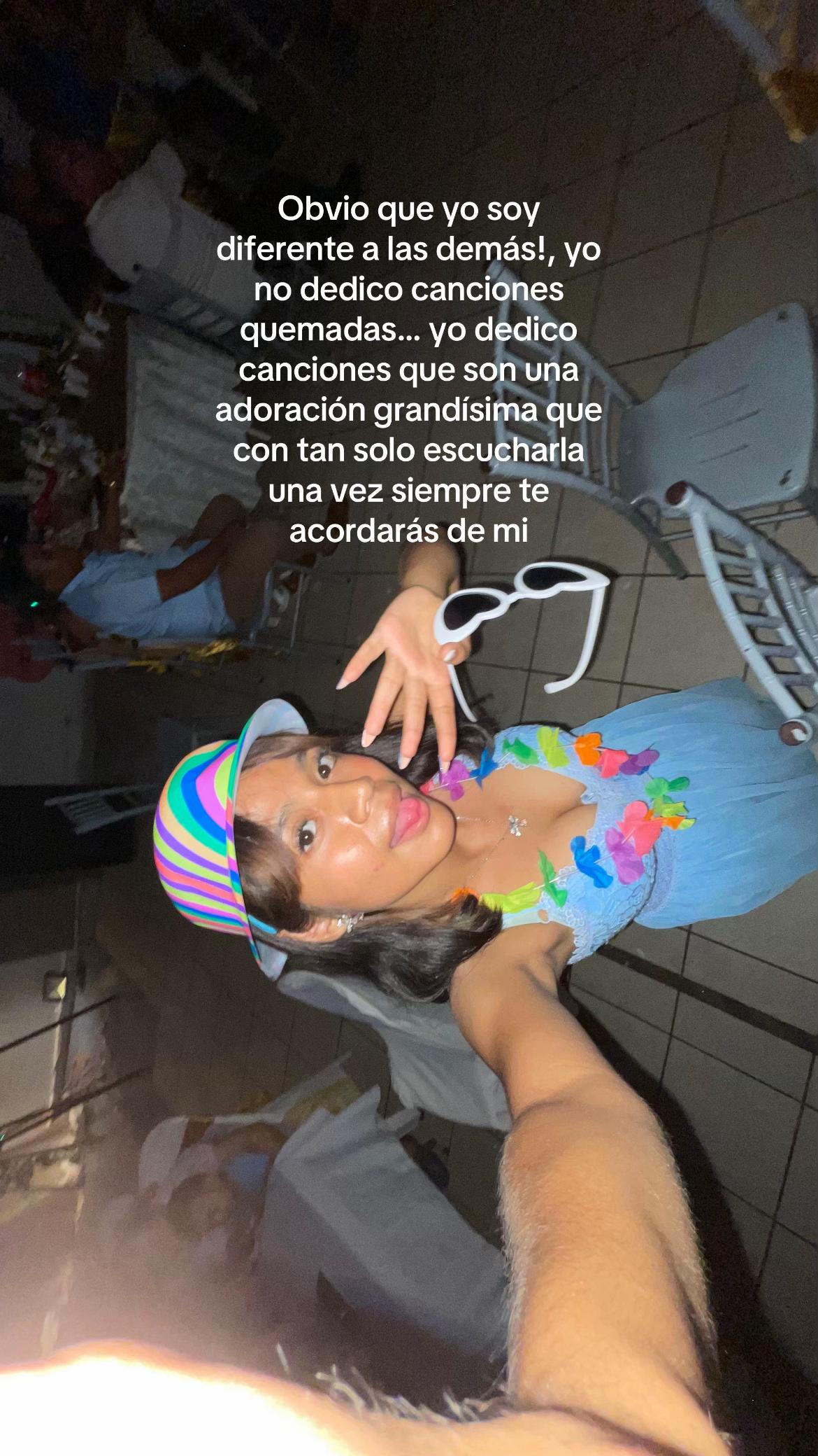 @𝐆
