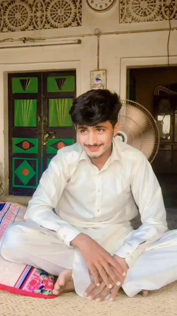 @😎MhaR Sadaqat SiPrA 😎
