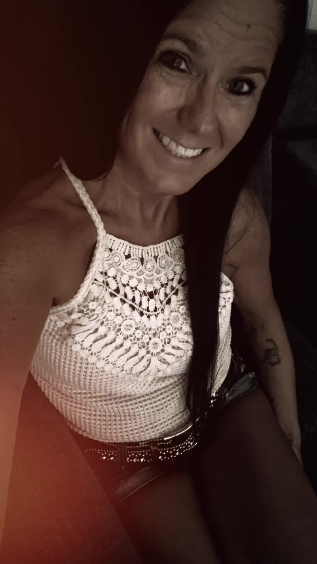 @Beach_Vixen