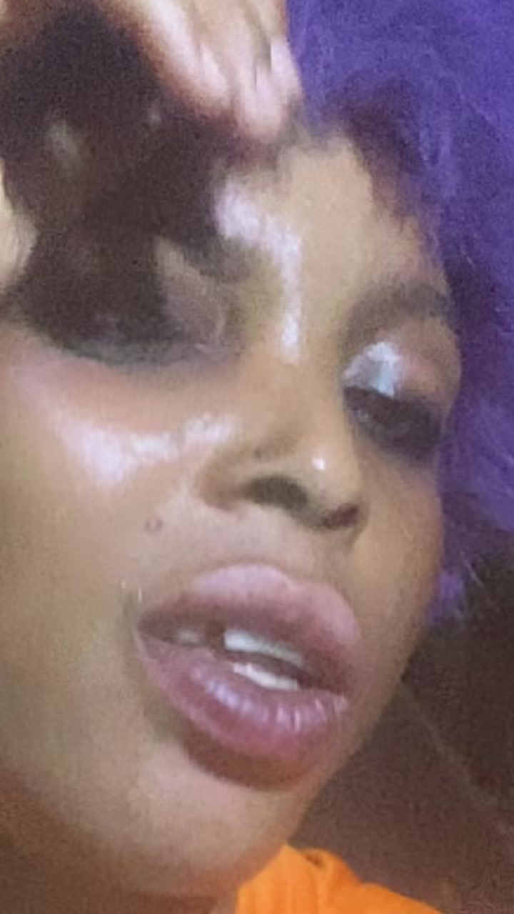 @Christelle La jolie fille B&eacute;t&eacute;