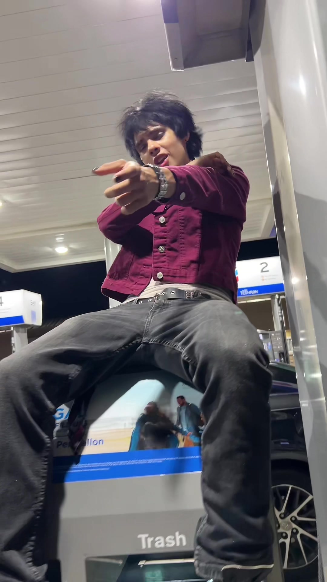 @Joji