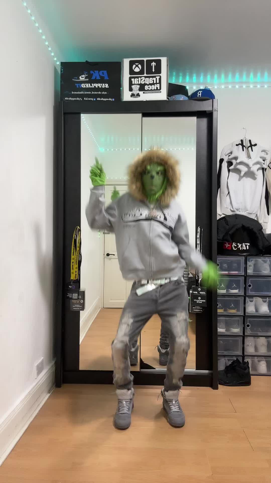 @zeeit 🧟&zwj;♂️