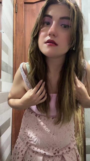 @Vicky🐈👸💜