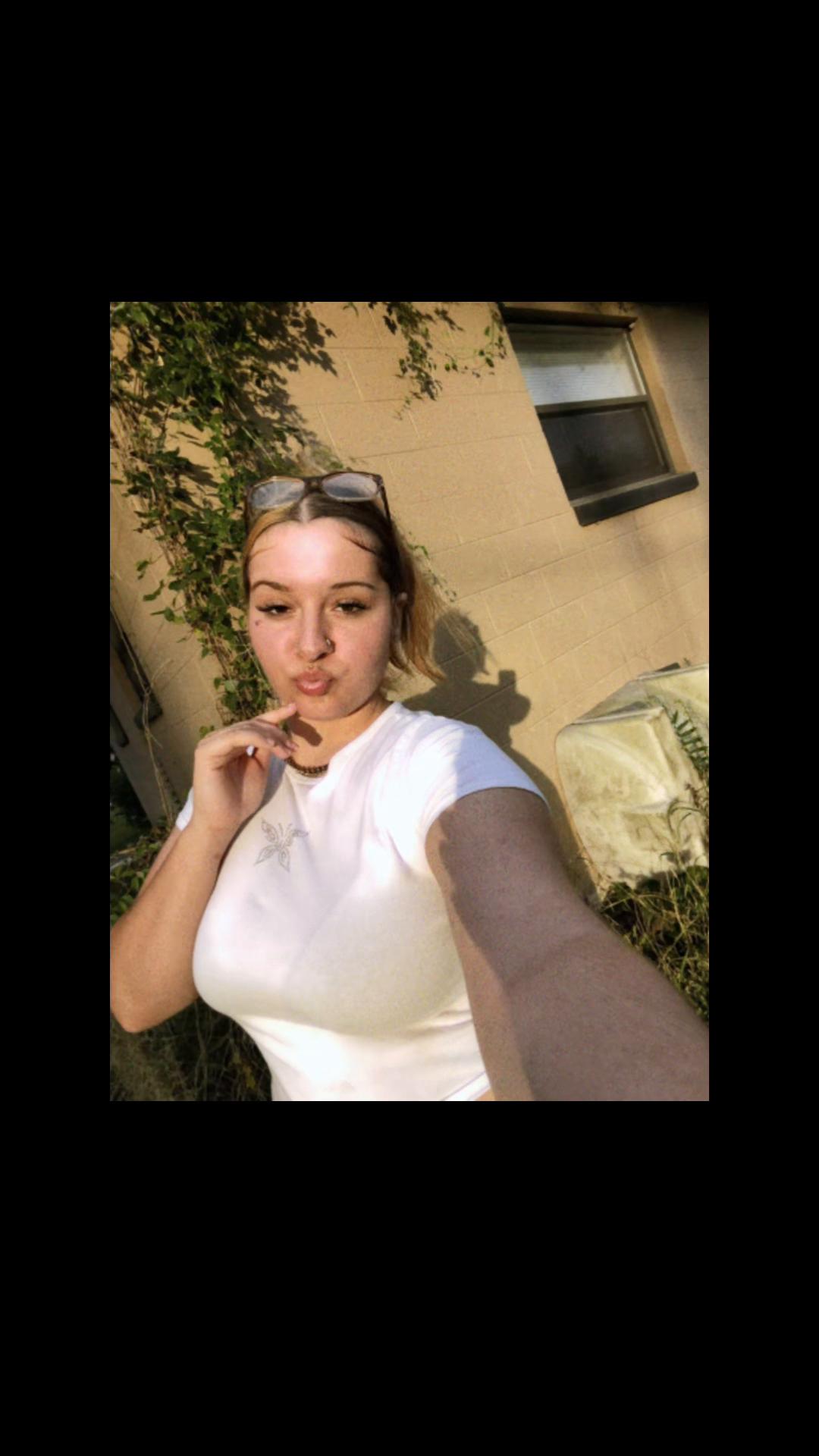 @itzzlaneyyy