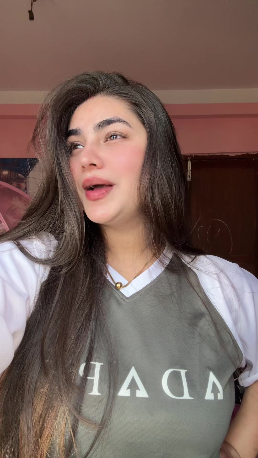 @theluxmegiri11