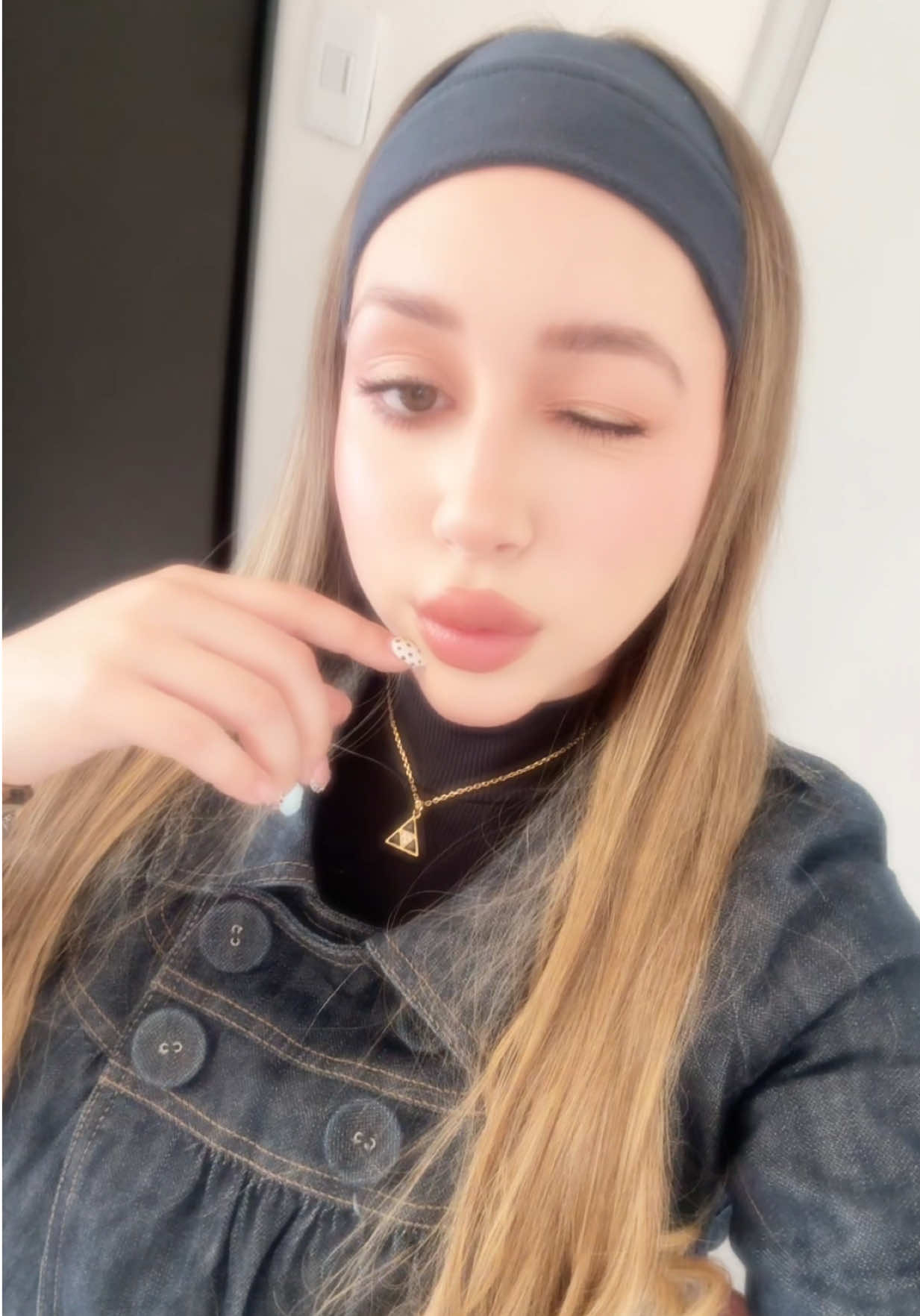 @✮𝐅𝐄𝐑✮