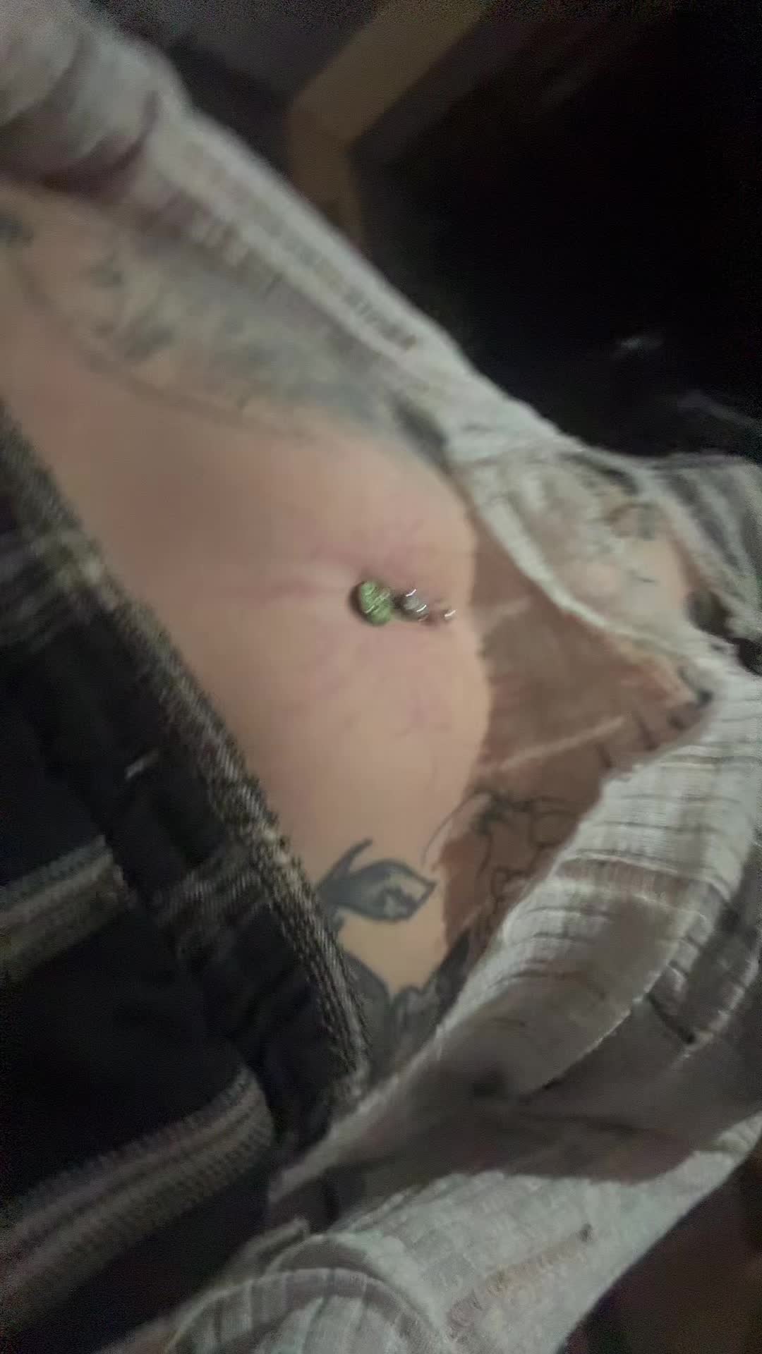 @zommmbri