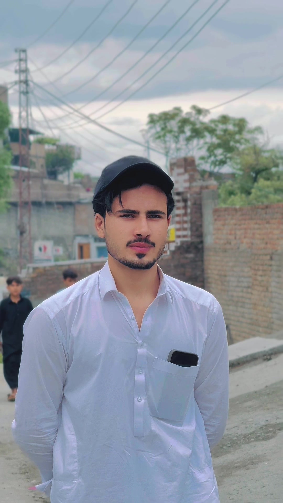 @Hasnain🚩