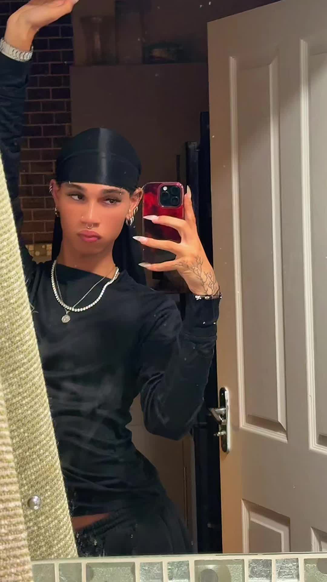 @𝐤𝐢𝐭𝐭𝐲𝐜𝐨𝐥𝐞 🐾
