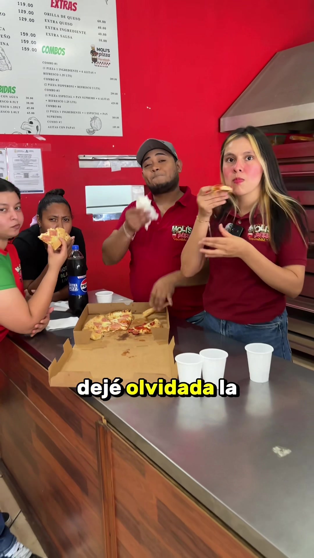 @Moli&rsquo;s Pizza