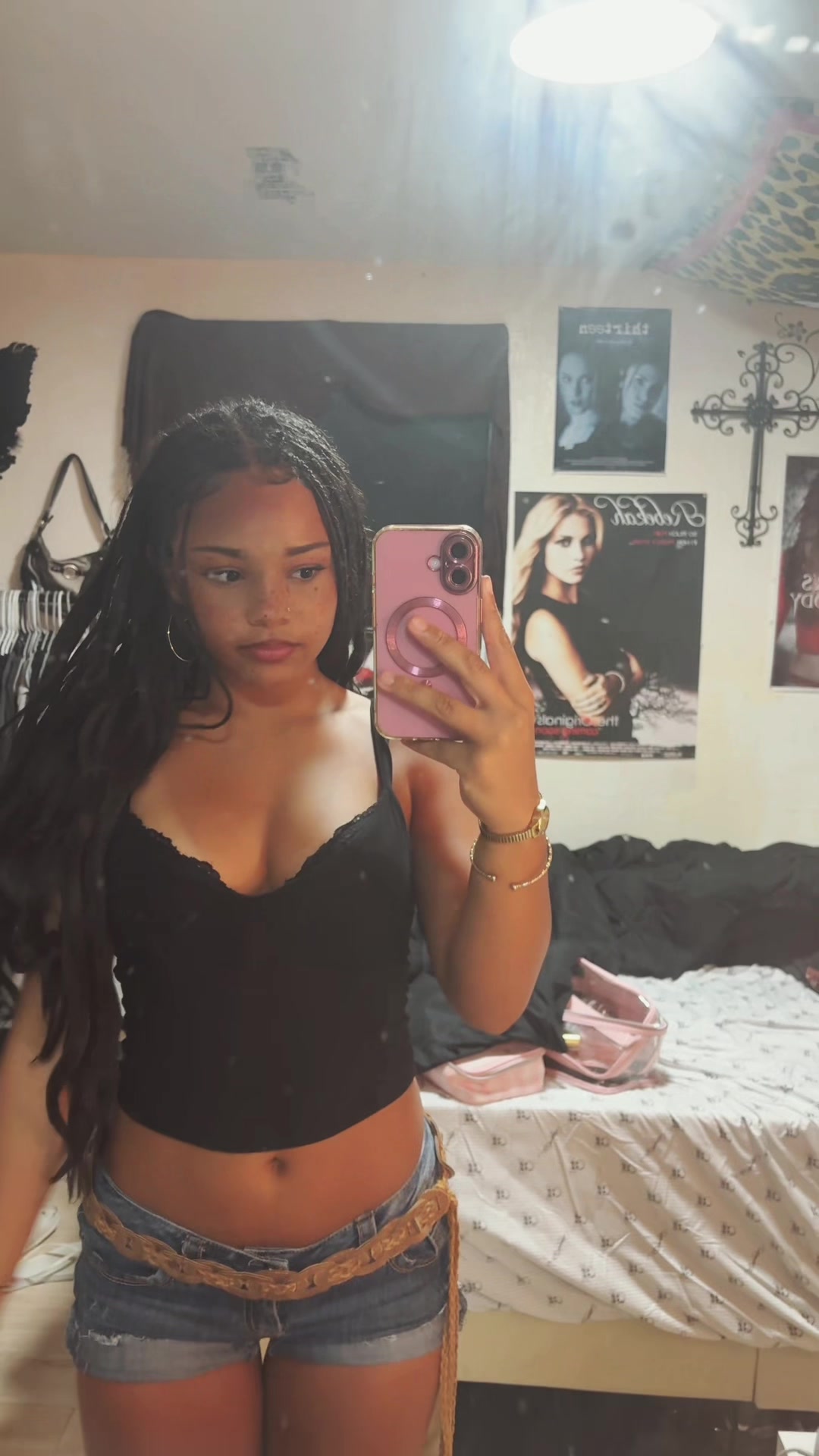 @glitterglizzy20