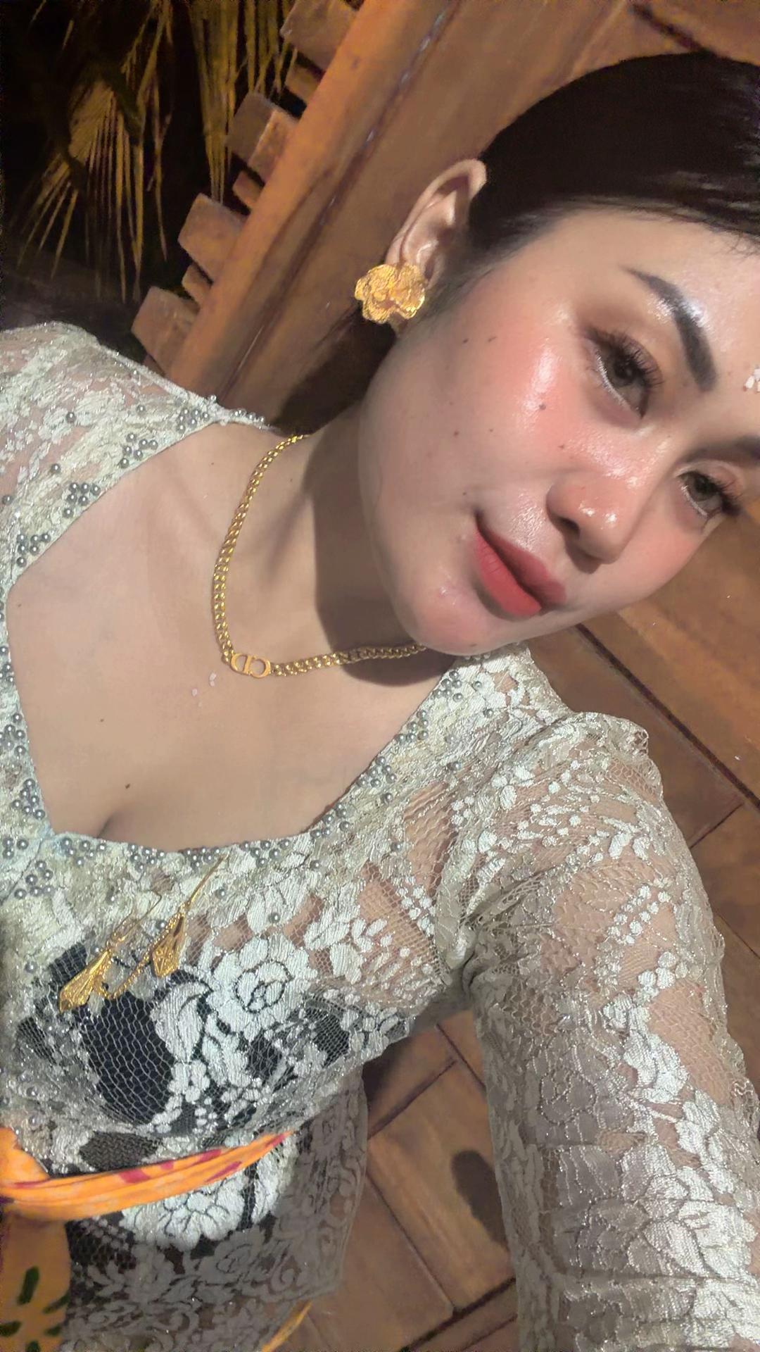 @AyuNita