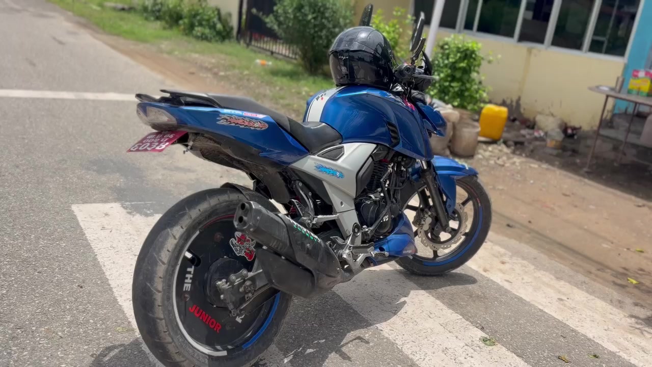 @THE_JUNIOR_RIDER🐺