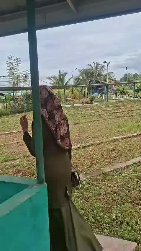 @Anies manja