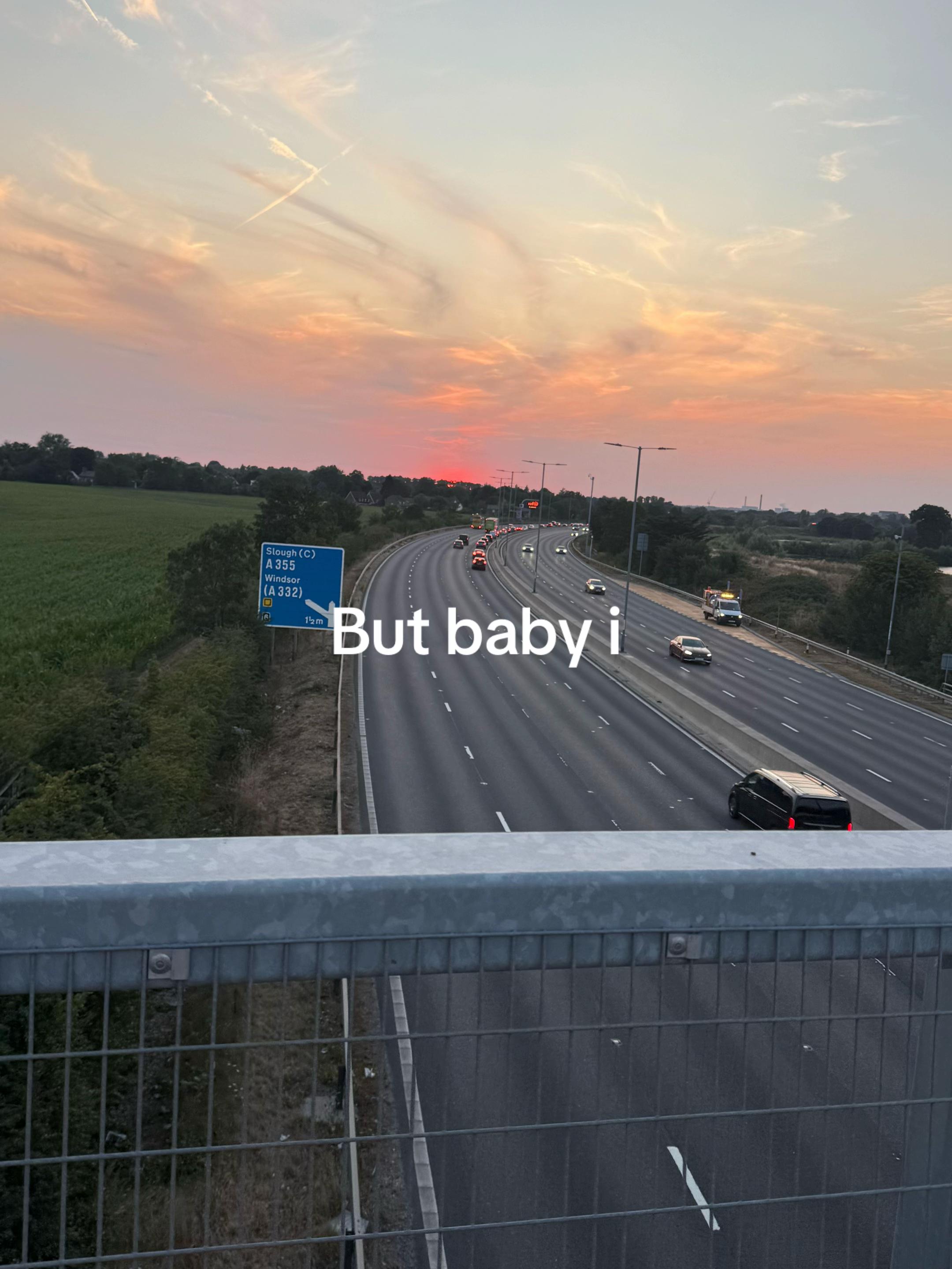 @🤍ʀᴏsɪᴇ🤍
