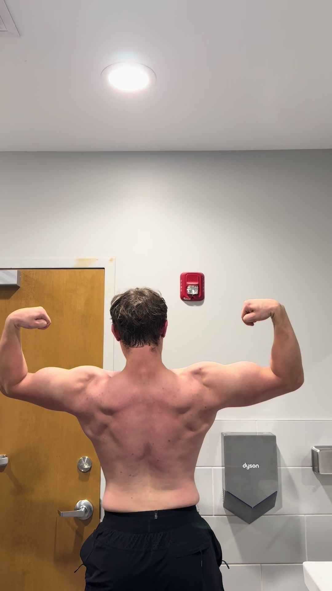 @Goyo.Lifts