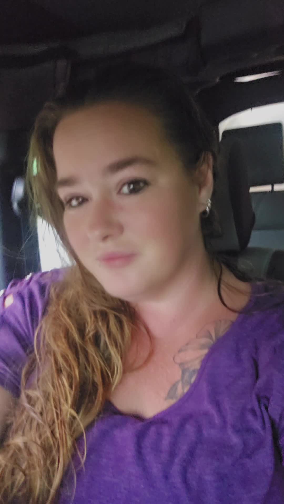 @...😘...