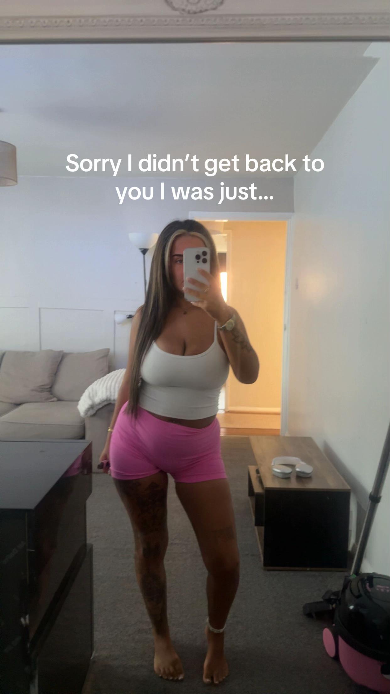 @daniellekelly