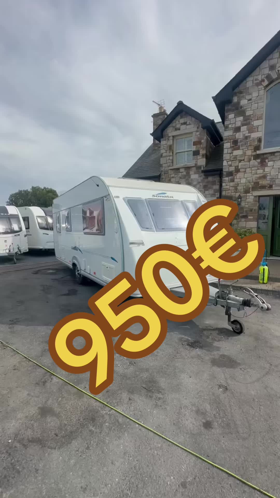 @MAXCAMPING CAR