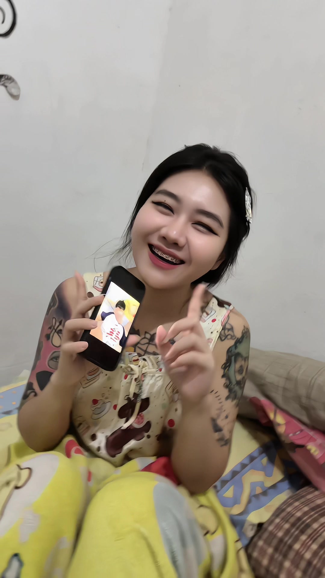 @chayawalx