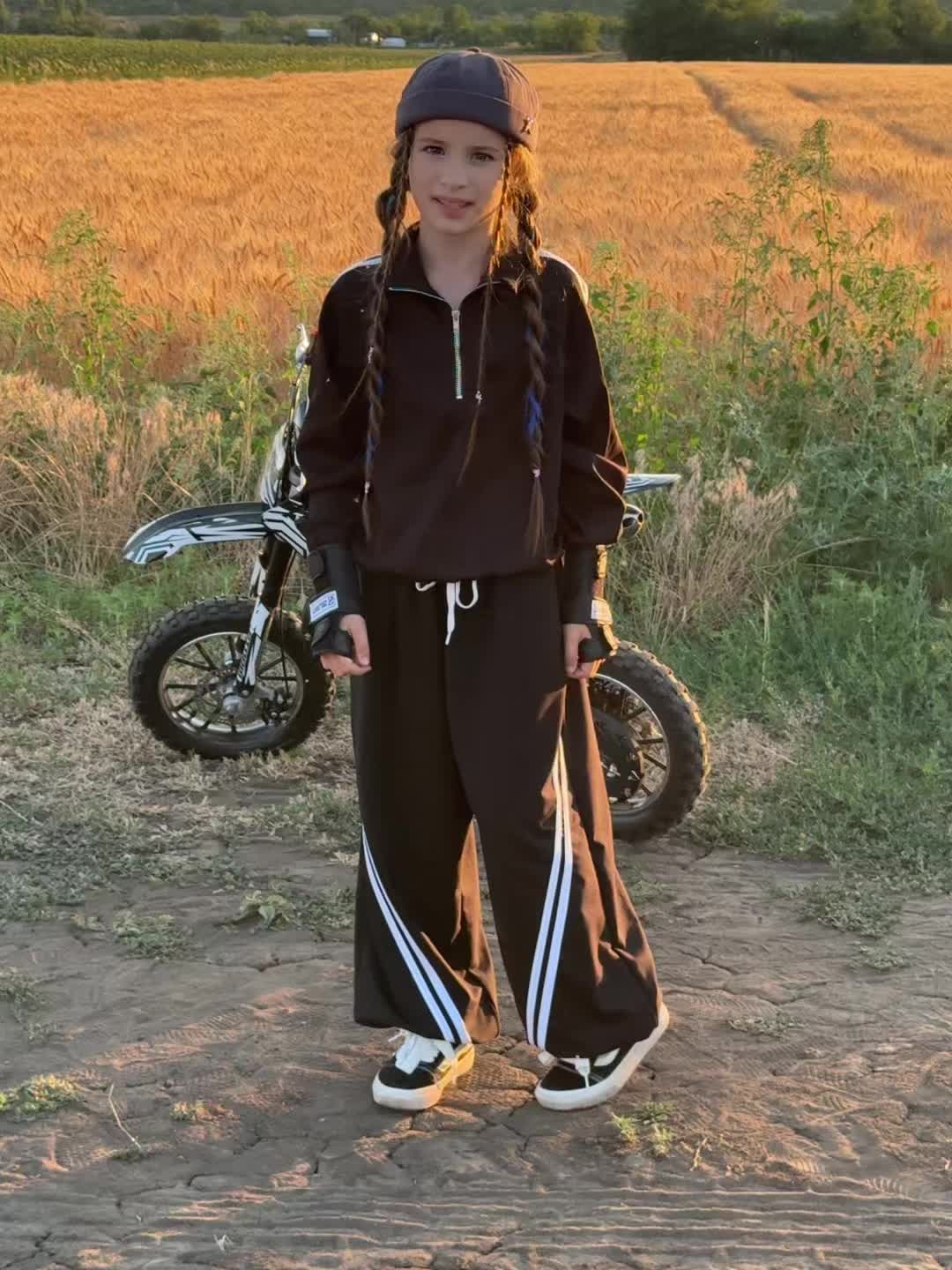 @kriskaboo