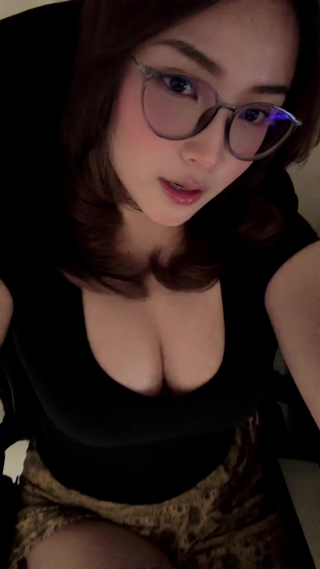 @F