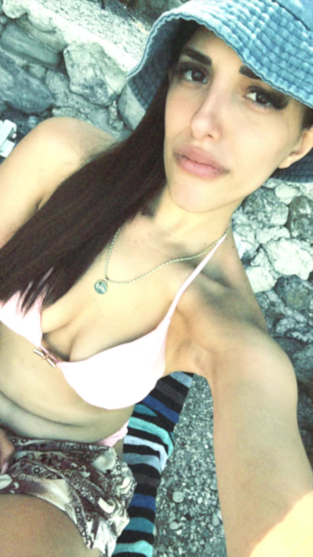 @anavlore30