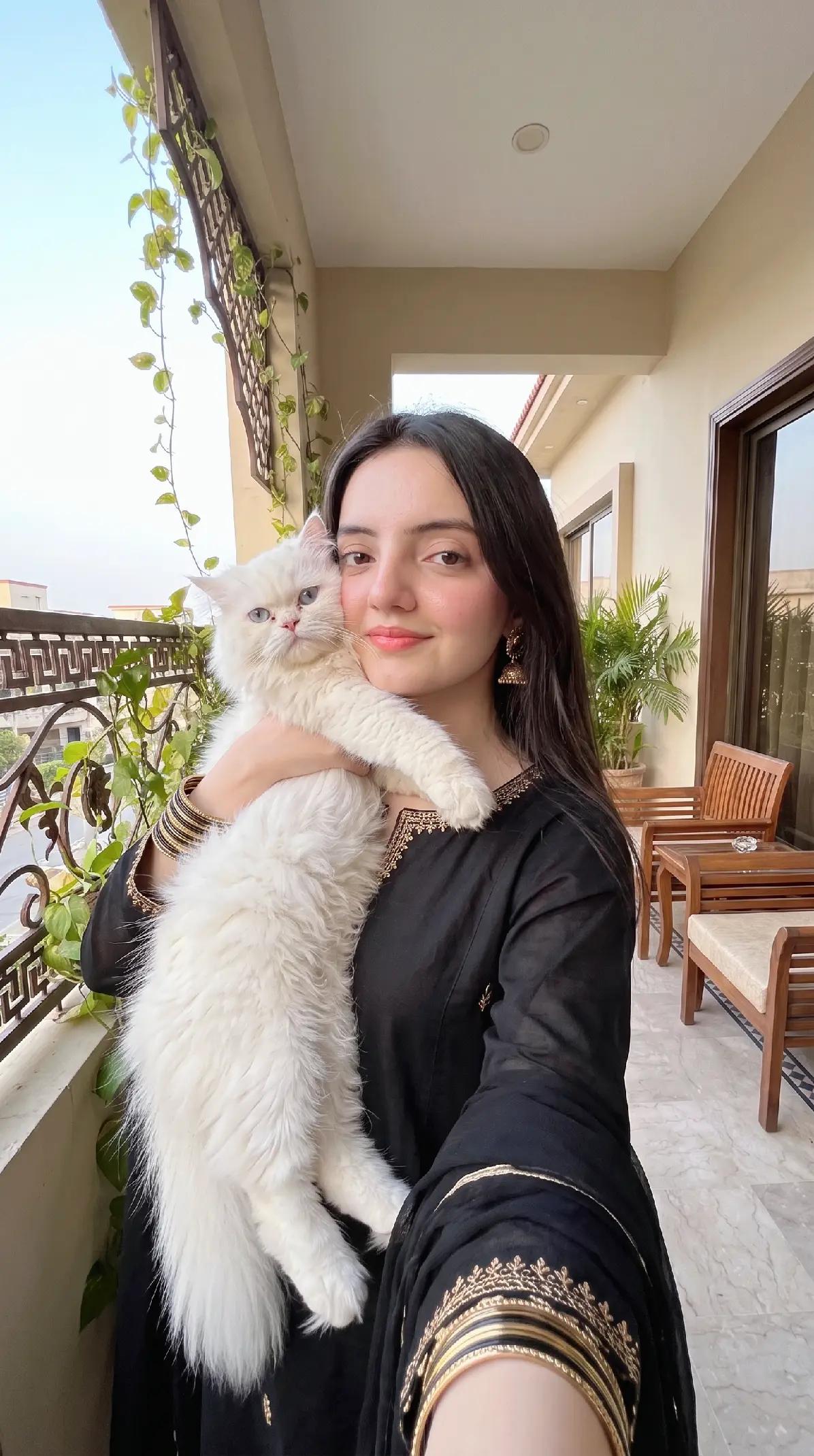 @𝑯𝒂𝒏𝒊𝒂 𝑩𝒂𝒕𝒐𝒐𝒍