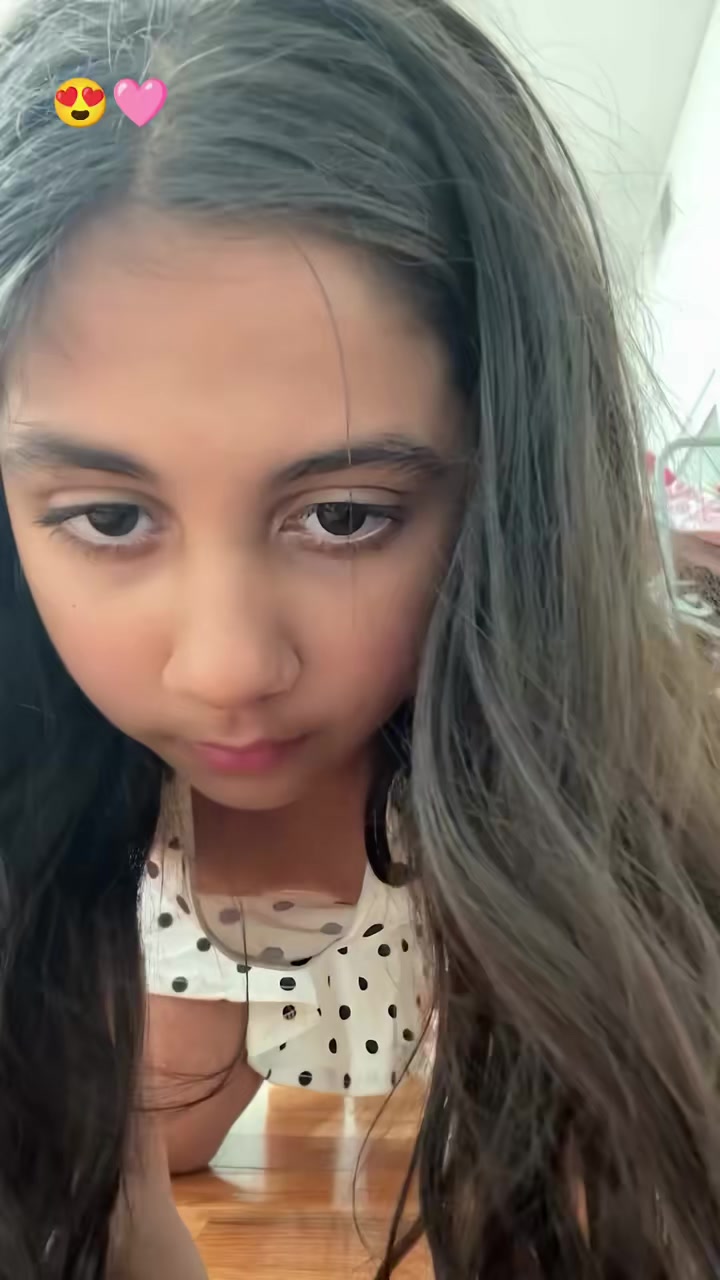 @MENINASAPECCA13