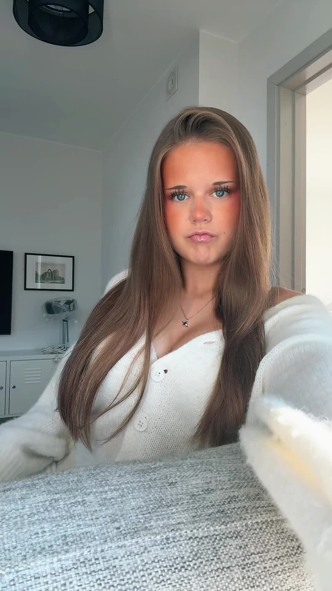 @emilia.lindell_nya