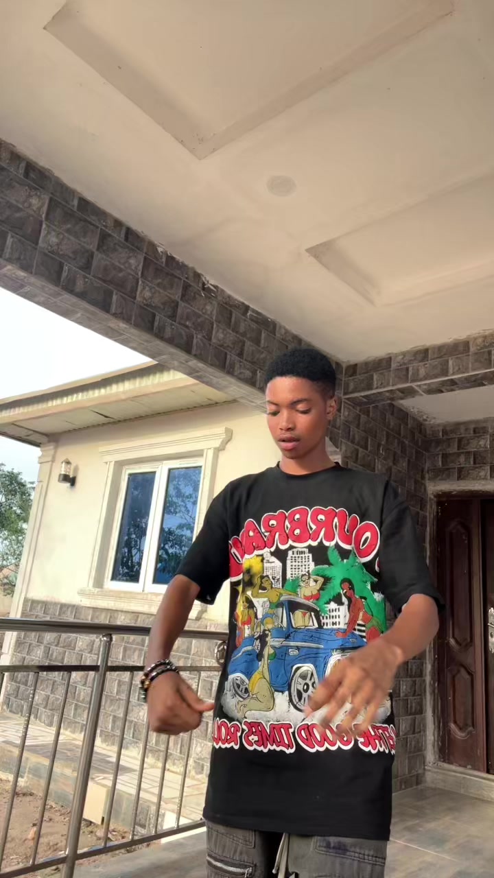 @UMAR💫✨