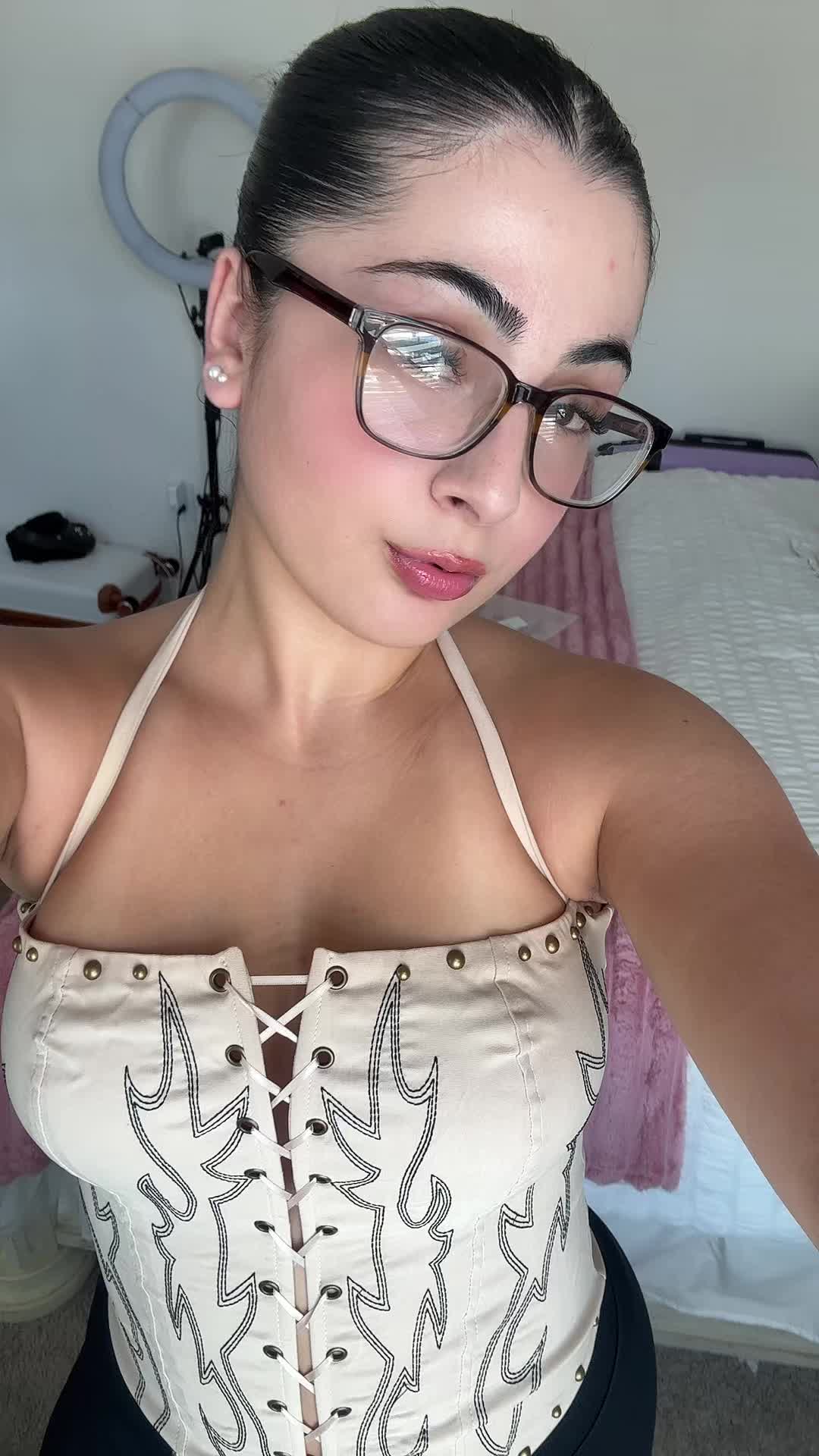 @yesenia.ys