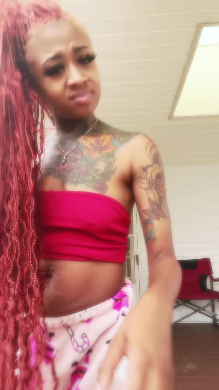 @MzHeadTurna