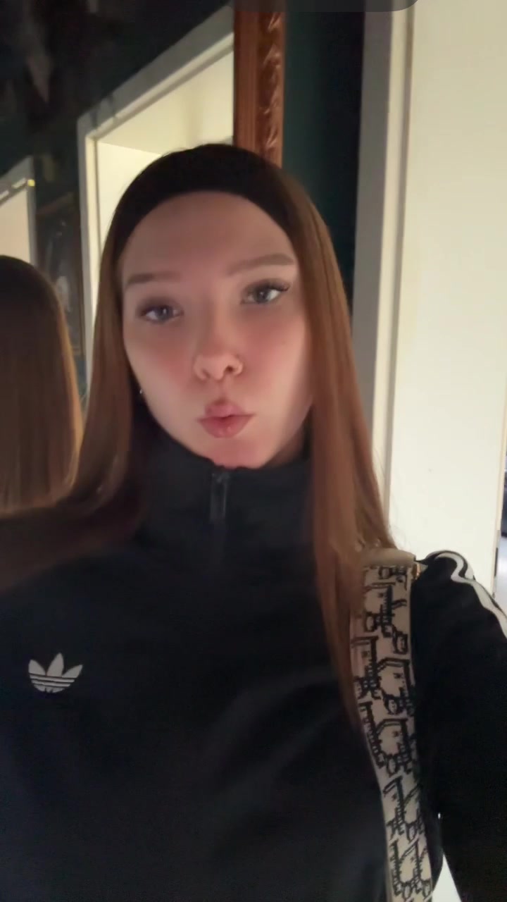 @𝕸𝖊𝖑𝖎𝖓𝖆🇩🇪🦅
