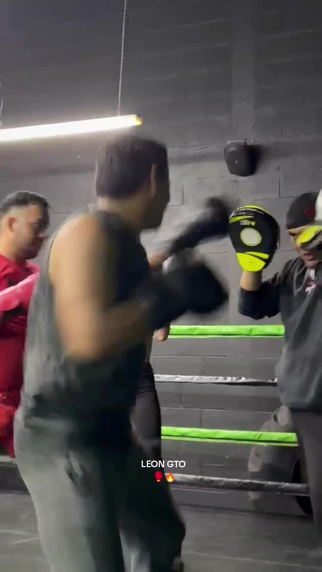 @Coach Jonathan Tapia Box