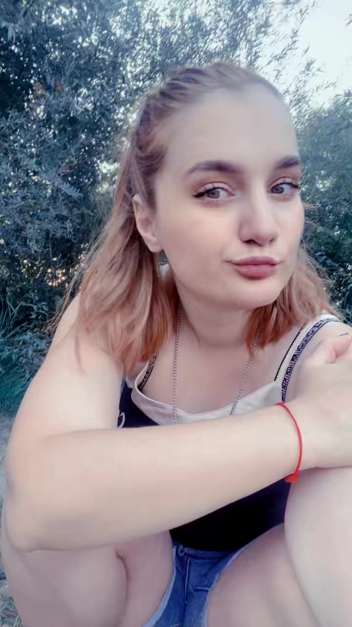 @Angela_15