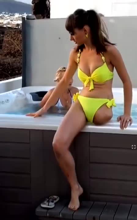 @amputeegirls1