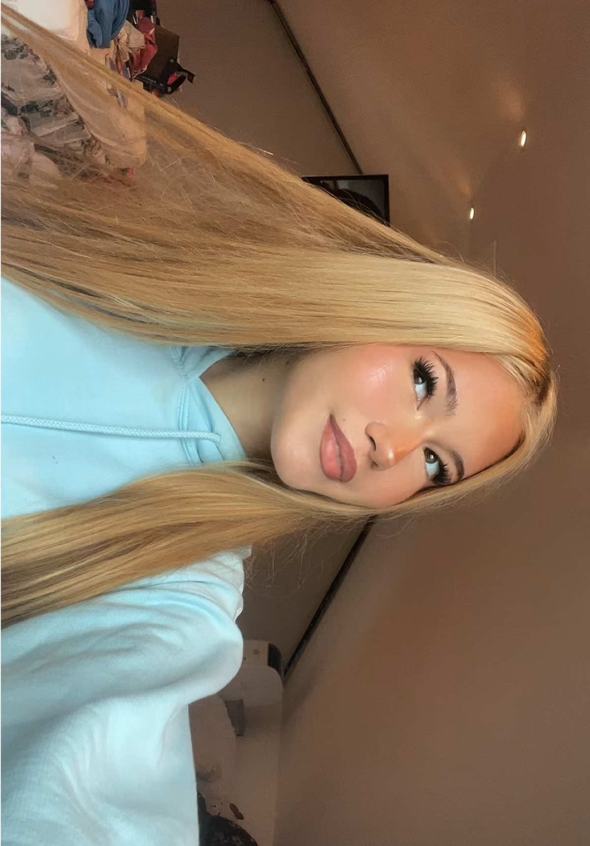 @ℒ🌺