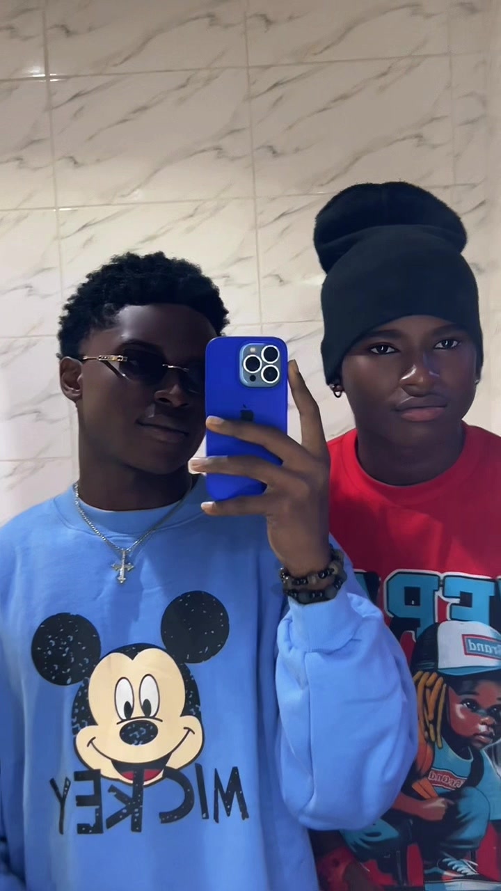 @𝔻𝕒𝕟𝕟𝕪 𝕋𝕞🧃🌴
